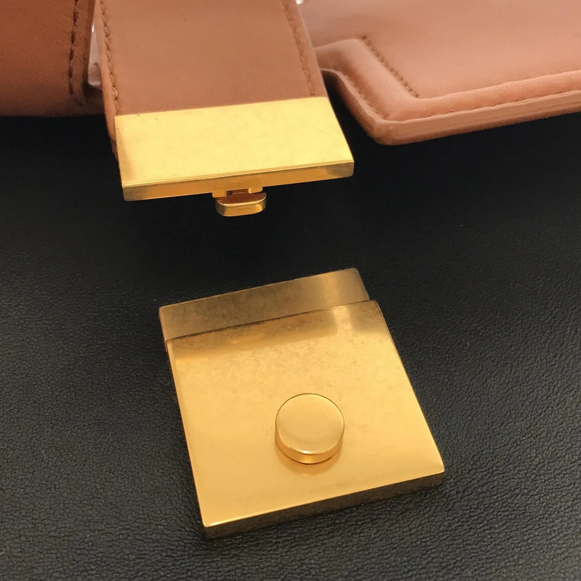 Bottega Veneta Small Piazza (SHG-m0k8Gx)