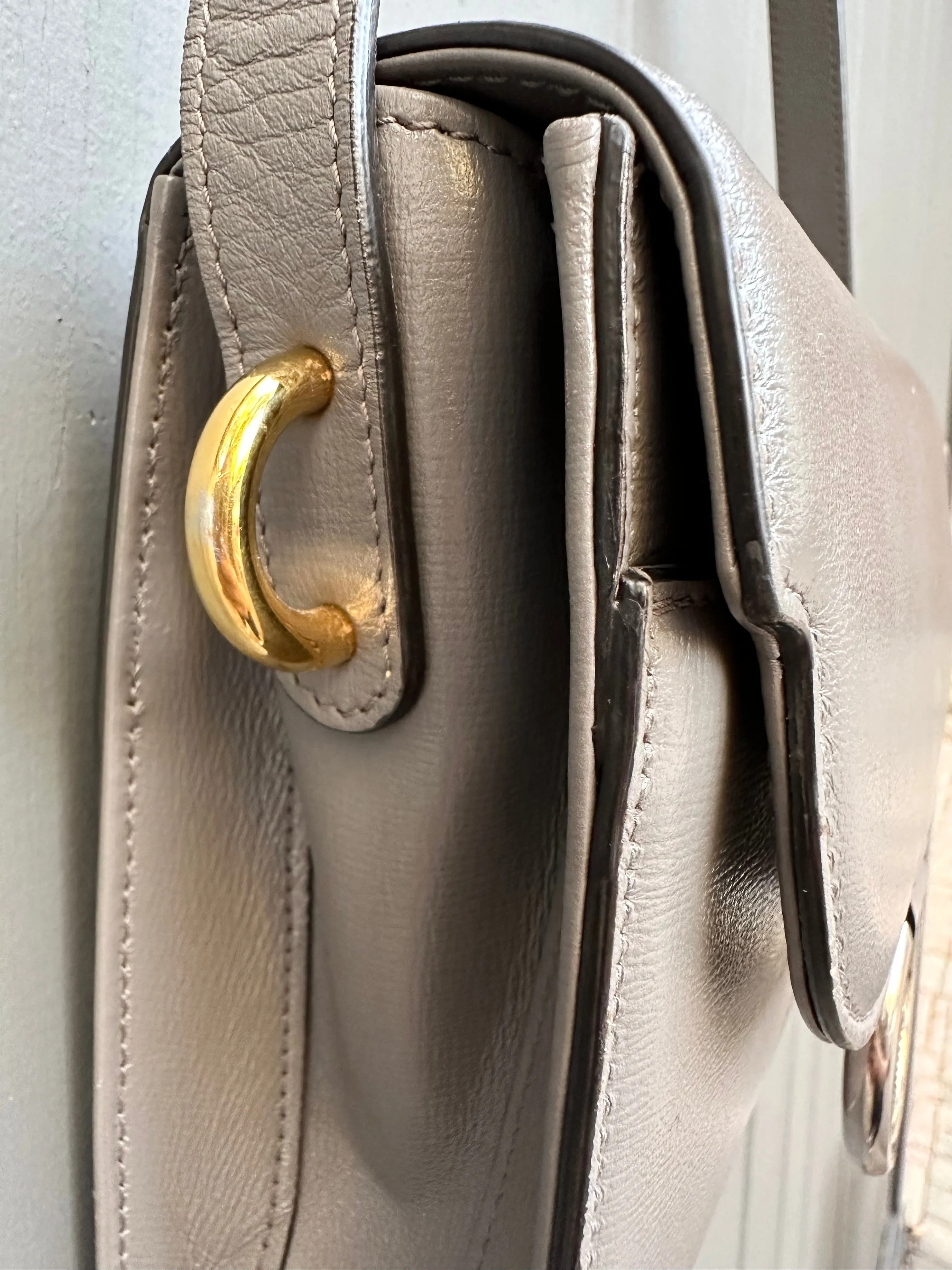 GUCCI Small GG Ring Leather Shoulder Bag