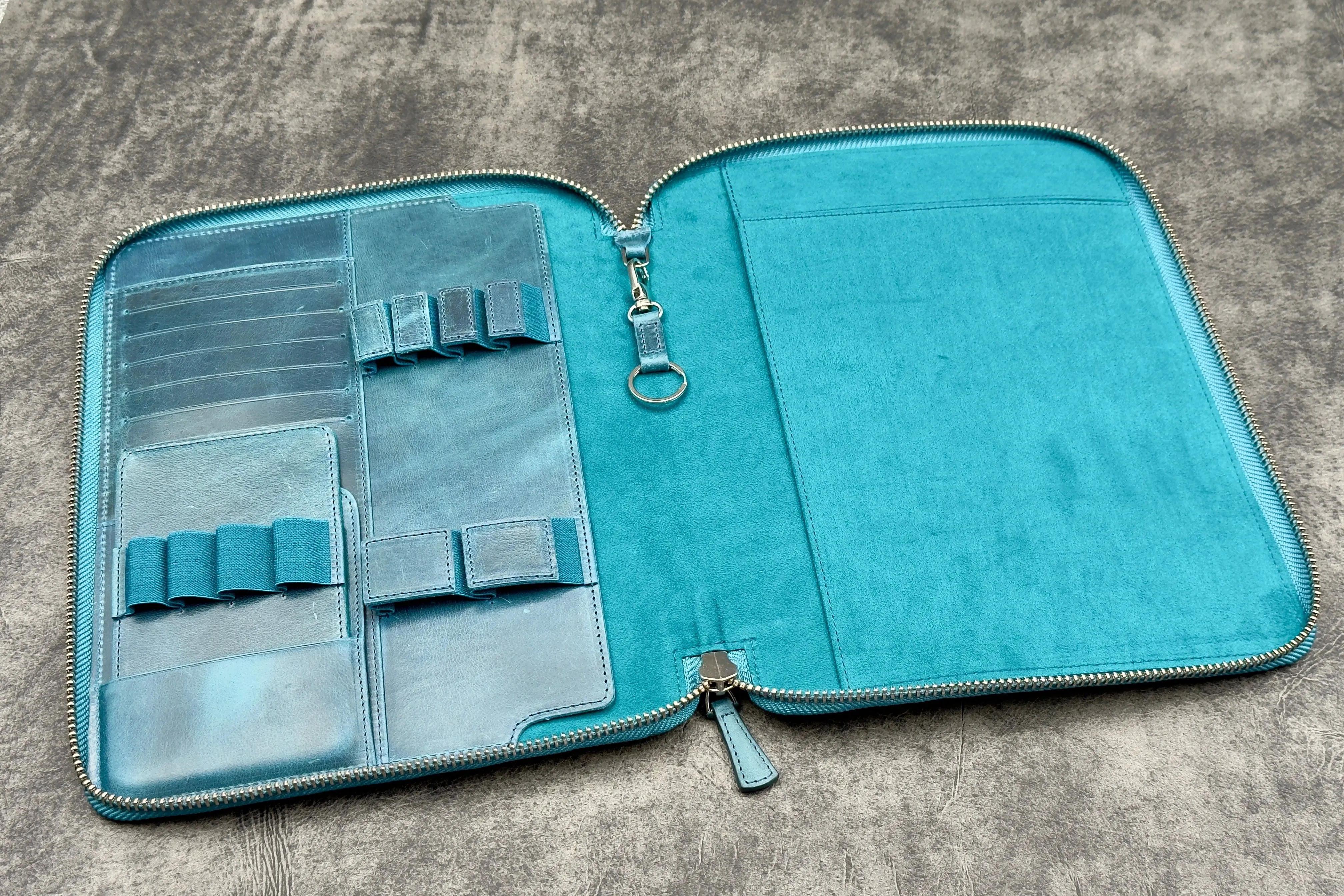 Leather Zippered Leuchtturm1917 B5 & Extra Large Moleskine Folio - C.H. Ocean Blue