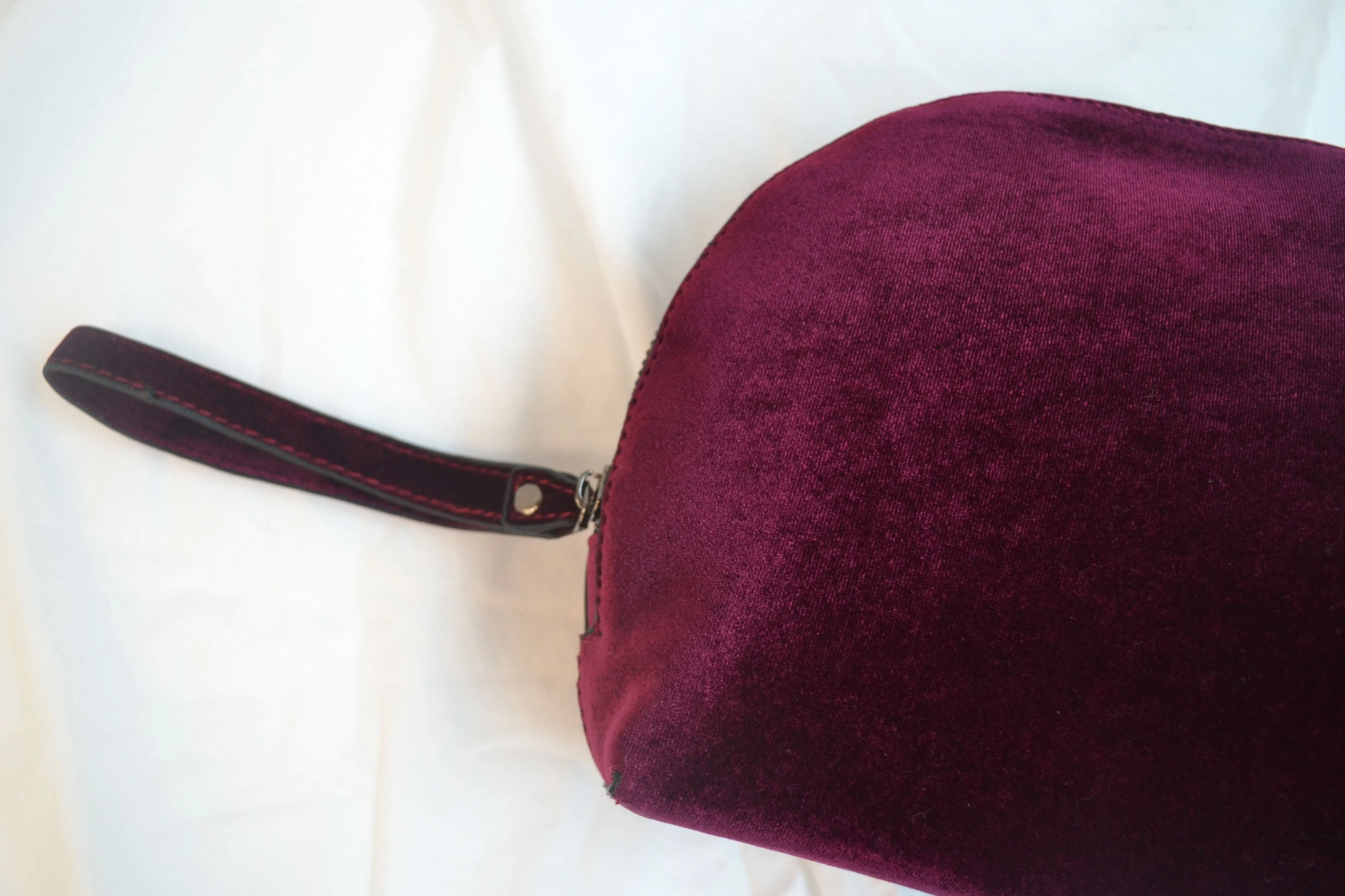 MIGRI Velvet Dome Pouch