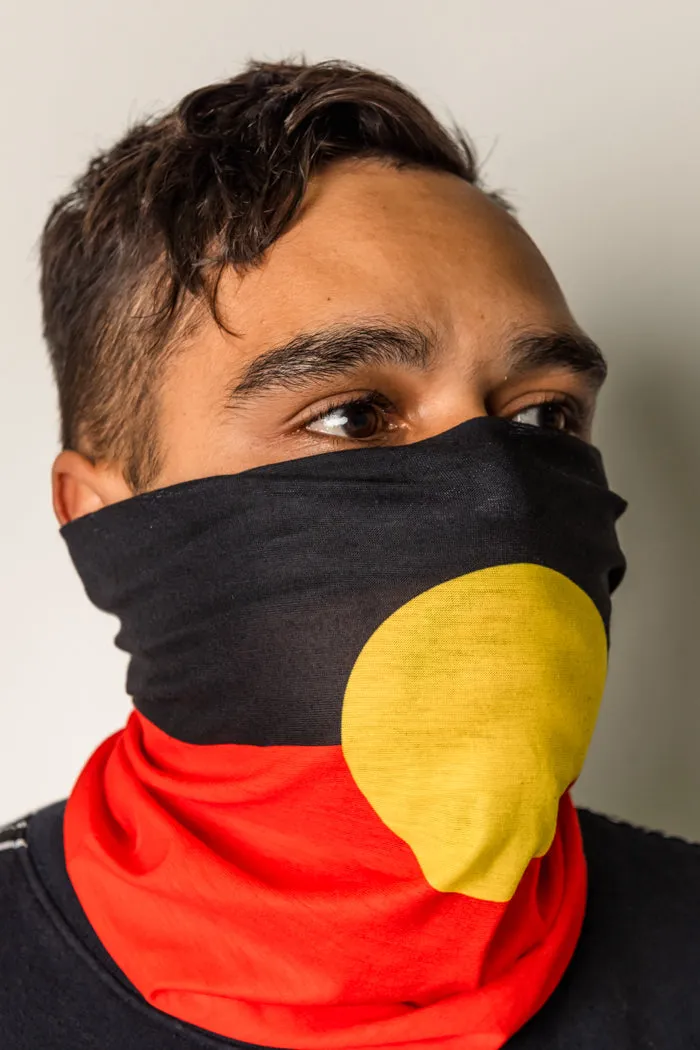 "Raise the Flag" Aboriginal Flag (Small) Black Women's T-Shirt Boxed Bundle