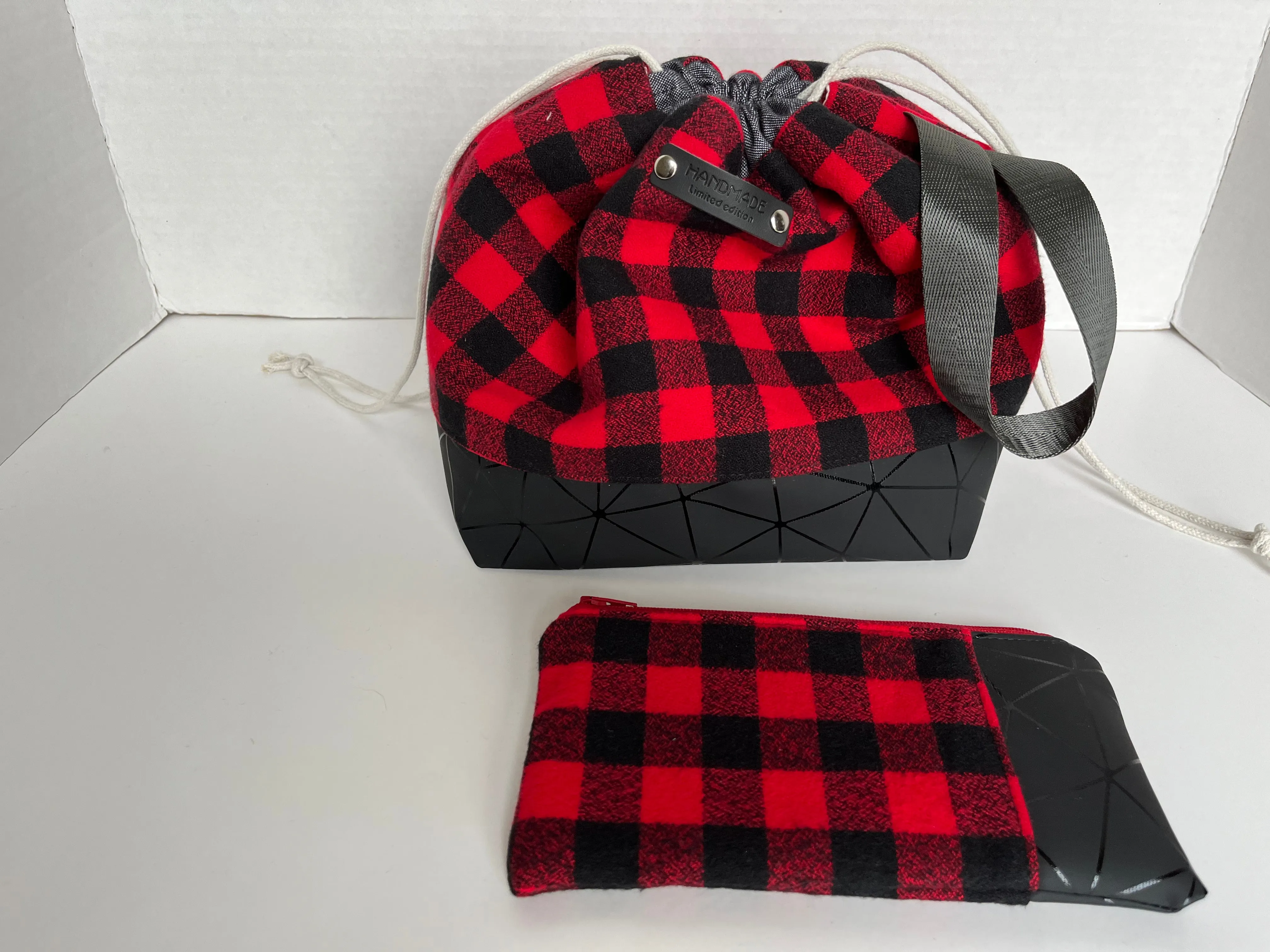 Red Buffalo Plaid Flannel Small Knitting Bag Set, Fall Project Bag, Finch Bucket Bag