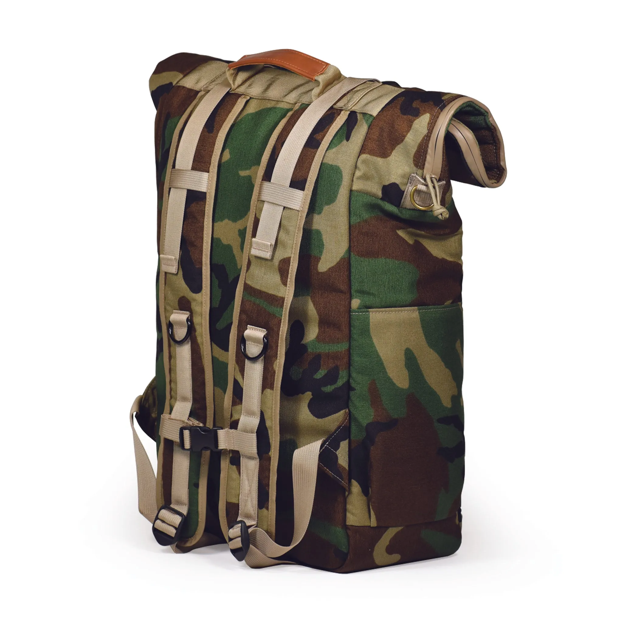 SMELL PROOF BACKPACK "THE SCOUT" - WOODLAND CAMO