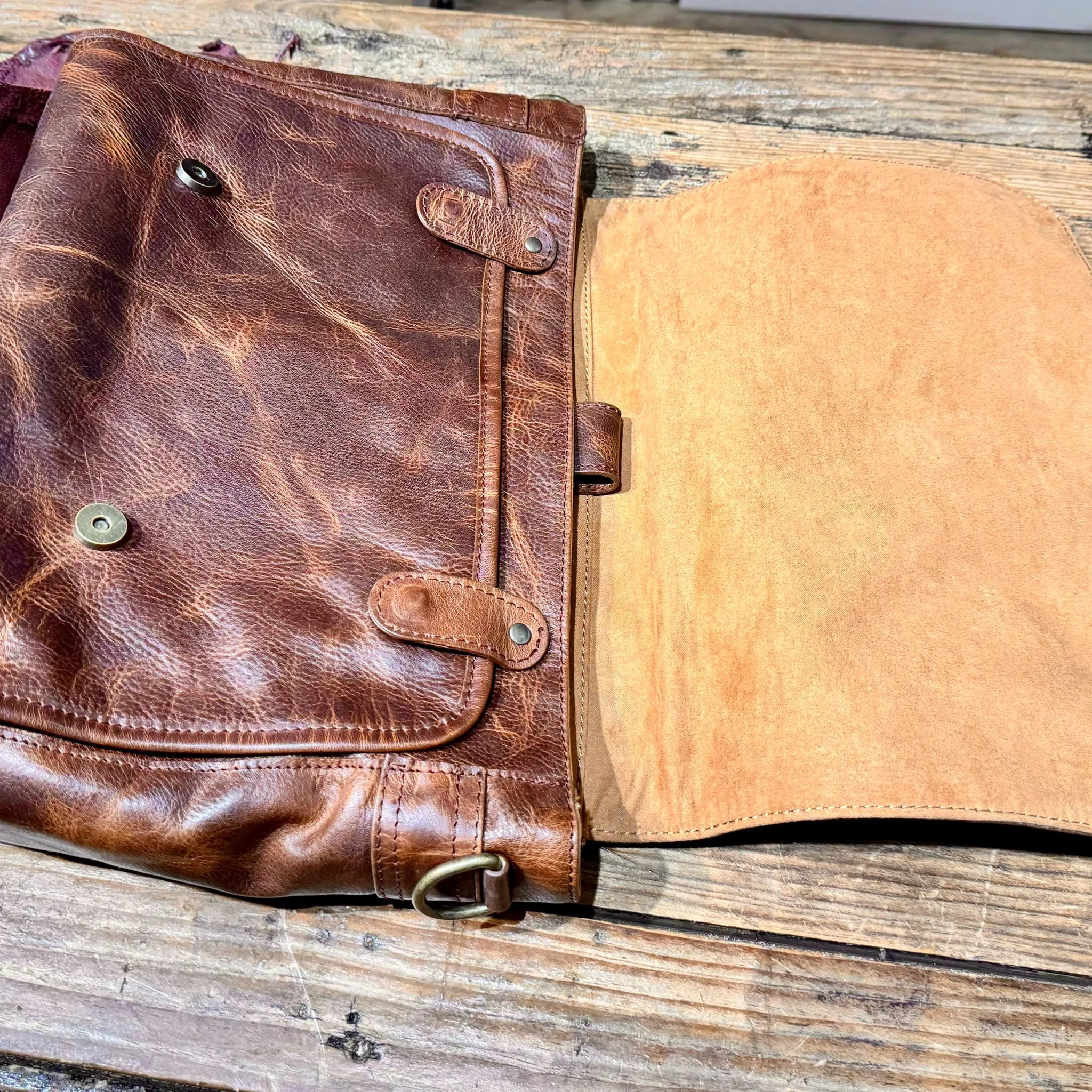 Texas Briefcase - Oil Tanned