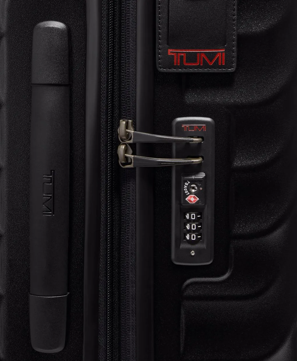 Tumi 19 Degree Short Trip Expandable 4 Wheeled Packing Case